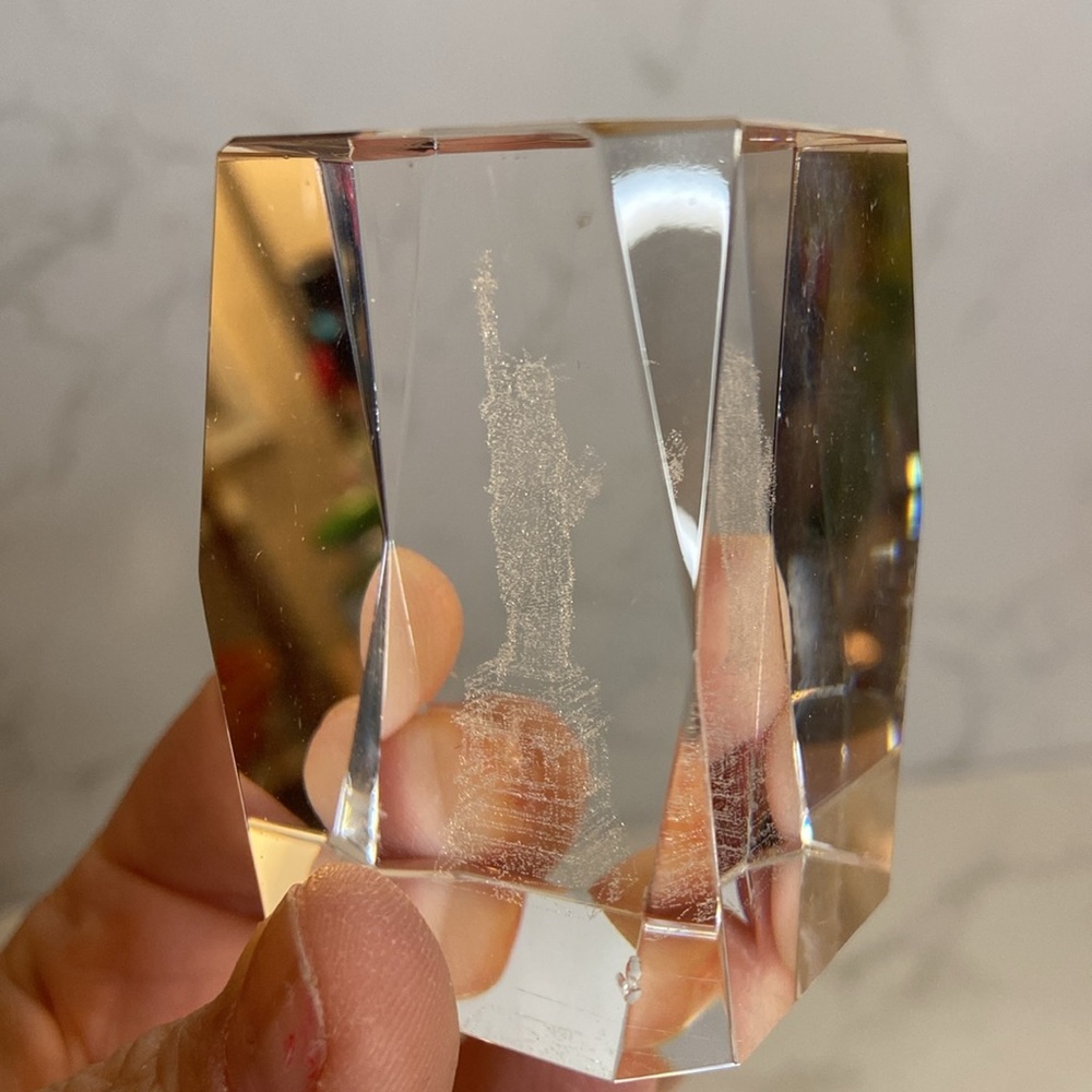 Statue of Liberty Etched Glass Paperweight New York Home Decor NYC Collectible